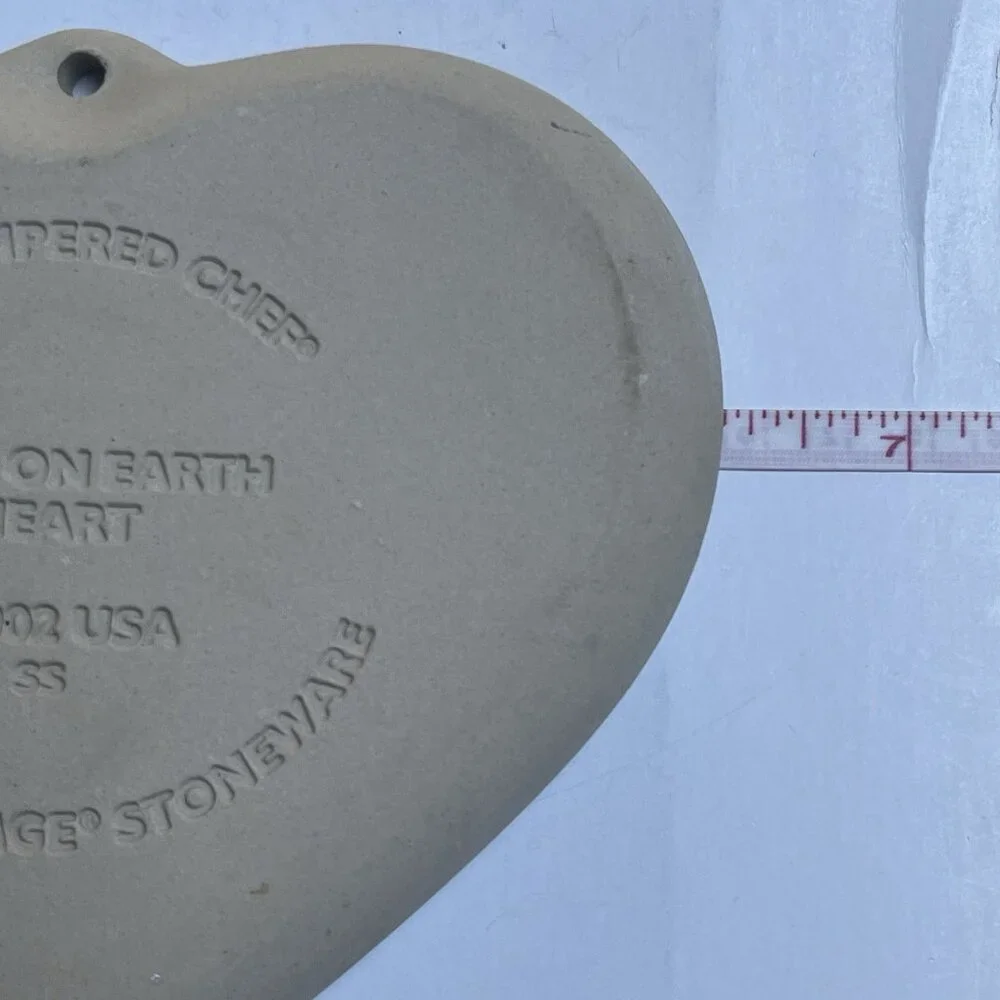 Pampered Chef Peace On Earth Heart 2002 Family Heritage Stoneware‎ Cookie Mold